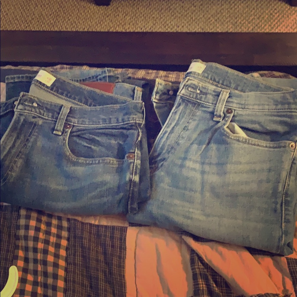 32x32 Hollister mens jeans